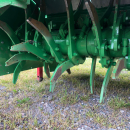5803 Baselier cultivator with bedformer diabolo roller