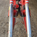 5813 Dewulf GBC carrot harvester 1 row with bunker