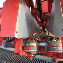 5813 Dewulf GBC carrot harvester 1 row with bunker