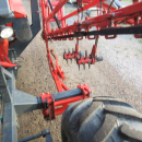 5813 Dewulf GBC carrot harvester 1 row with bunker
