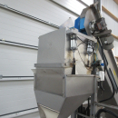 5846 EMVE automatic weigher for peeled products
