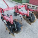 5850 Farmatic disc ridger 4 row