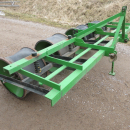 5853 Baselier haulm topper 4 row with low press tires