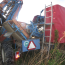 5889 Asa-Lift carrot harvester 2 row with elevator