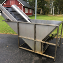 5892 Ekko feeding bunker wet dosing hopper