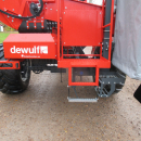 5896 Dewulf GBC carrot harvester with bunker