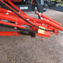 5896 Dewulf GBC carrot harvester with bunker