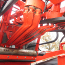 5896 Dewulf GBC carrot harvester with bunker