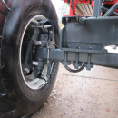 5896 Dewulf GBC carrot harvester with bunker