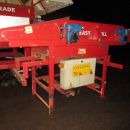 6074 Tong Caretaker receiving hopper