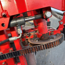 6079 Dewulf carrot harvester with elevator
