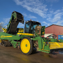 6202 Ploeger potato harvester 4 row with elevator