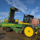 6202 Ploeger potato harvester 4 row with elevator