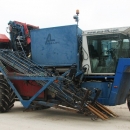 3327 Asa-Lift selfpropelled  carrot harvester 2 rows 