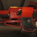 3867 EKKO receiving hopper with roller cleaner and 1200 mm screen grader