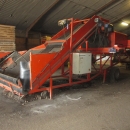 3867 EKKO receiving hopper with roller cleaner and 1200 mm screen grader
