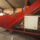 3867 EKKO receiving hopper with roller cleaner and 1200 mm screen grader