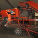 3867 EKKO receiving hopper with roller cleaner and 1200 mm screen grader