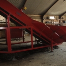 3867 EKKO receiving hopper with roller cleaner and 1200 mm screen grader