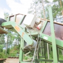 3914 Schouten box turner with conveyor