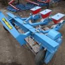 3999 Nibex seedíng machine 300 3 Row neustand