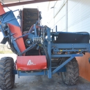 4100 Asa-Lift sharelift carrot harvester with bunker