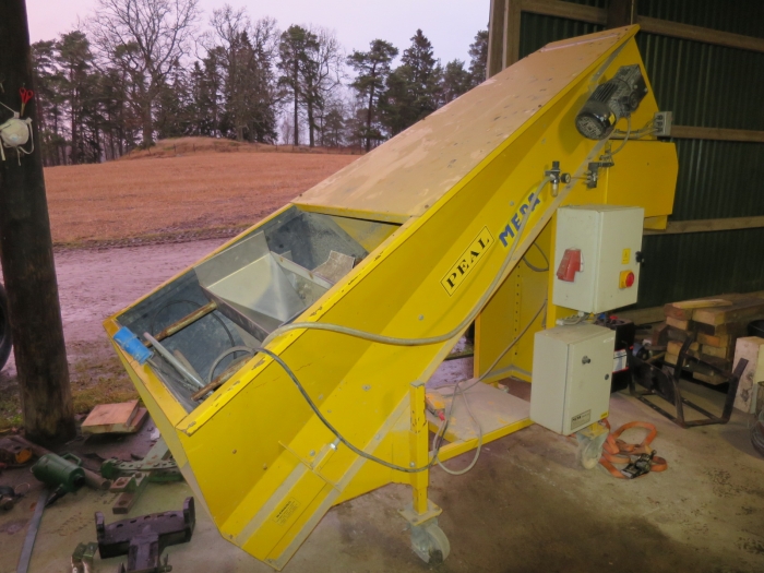 4211 Tong peal automatic weigher