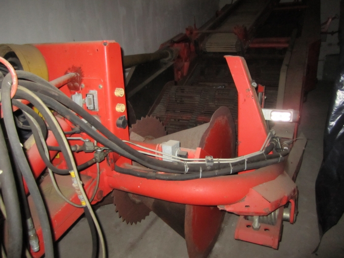 3197 GRIMME CS1500 destoner with elevator
