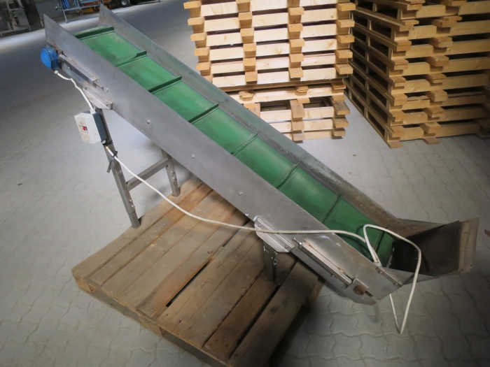4538 Vanhemens Conveyor elevator bag conveyor