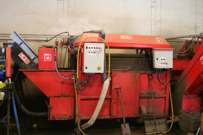 3045 EKKO potato washing barrel 