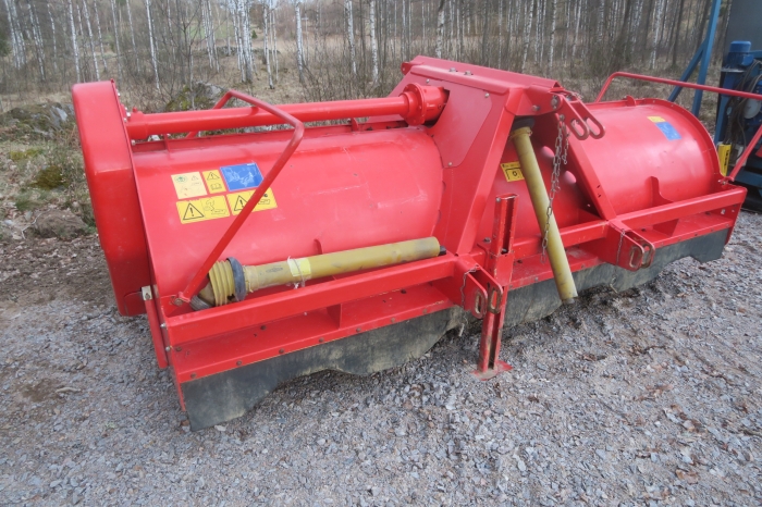 4579 Grimme KS75-4 haulm chopper
