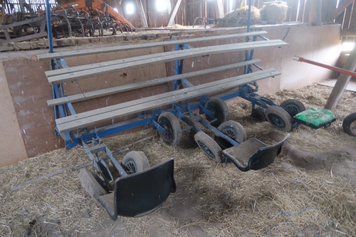 4633 EMAC transplanter 3 row