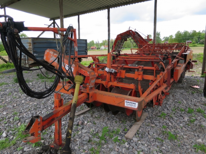 4714 AMAC E2 potato harvester elevator 2 row