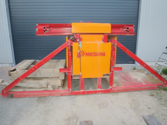 4824 Miedema AKV box filler double