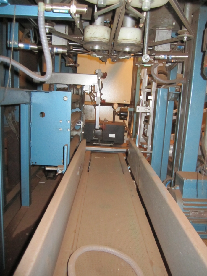 3229 Upmann Upmatic paper bagger with multi head weigher