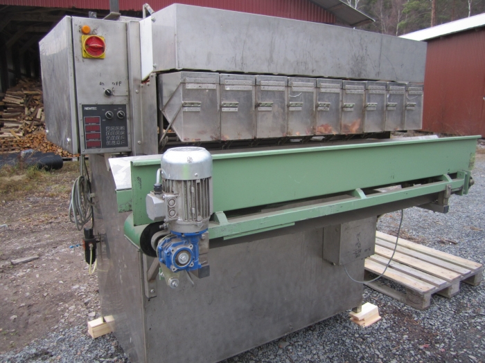 3213 NEWTEC 2009 9 head multi weigher