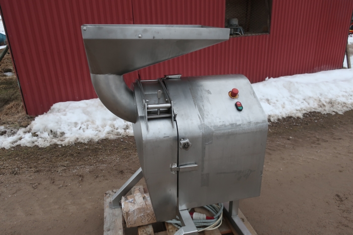 4936 Kronen Kuj Cube, strip & slice cutting machine 