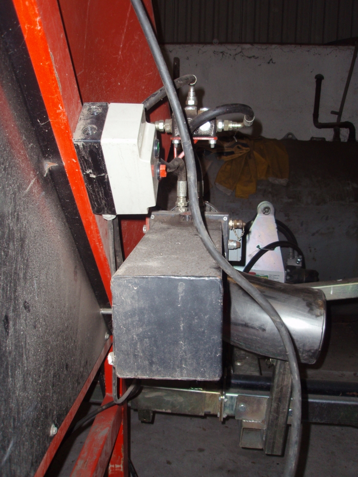 3012 EKKO box turner stationary 125 cm boxes