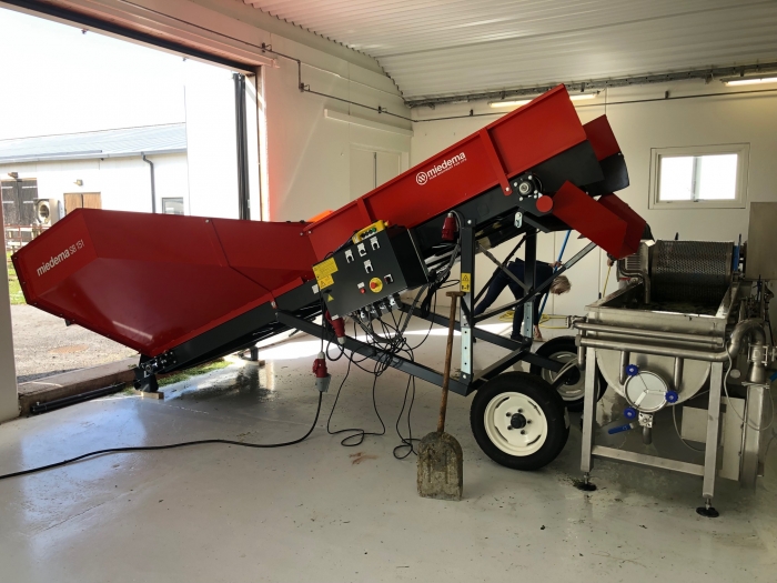5093 Miedema SB151 receiving hopper NEW