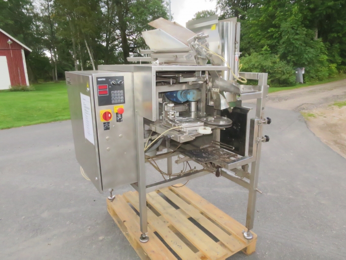 5105 Newtec PEB40G carrot bagger