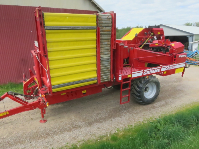 5204 Grimme SE85-55 potato harvester