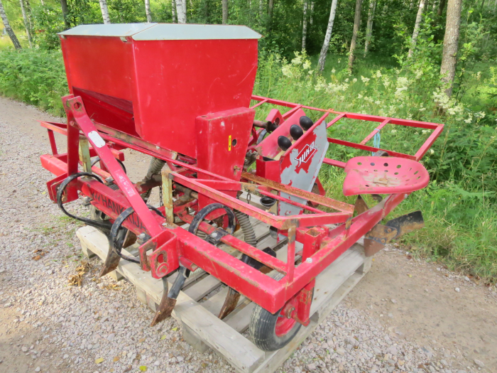 5315 Juko potato planter 2 row