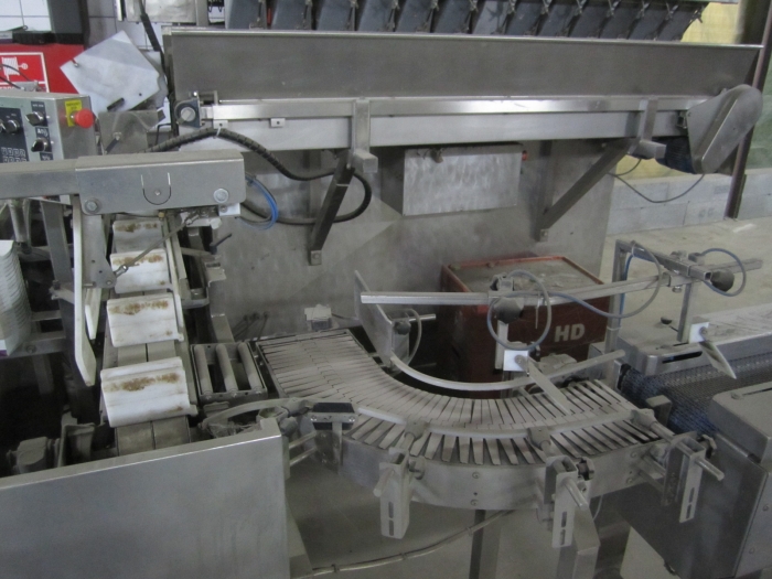 3167 Record flow pack for trays  with NEWTEC multi weigher