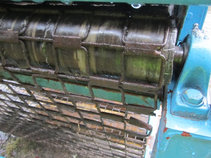 3339 EMVE 1200 mm screen grader 