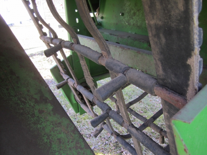 3355 Wühlmaus 1033 potato harvester with screen grader