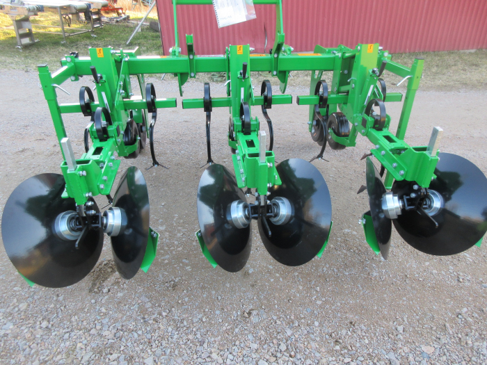 5630 Sfoggia disc ridger for potato 2 row