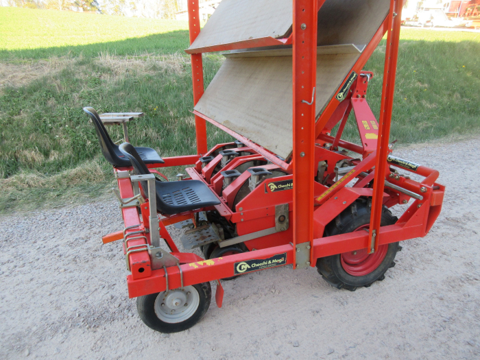 5695 Checchi & Magli Wolf B27 planting machine
