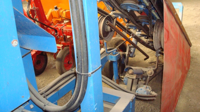 3161 ASA-LIFT leek harvester