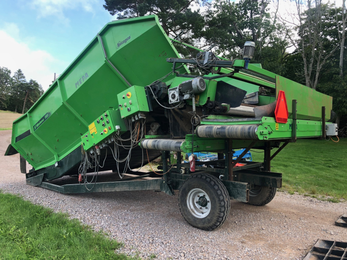 5749 Miedema SB1151 receiving hopper