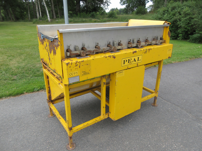 5922 Peal felt drier table
